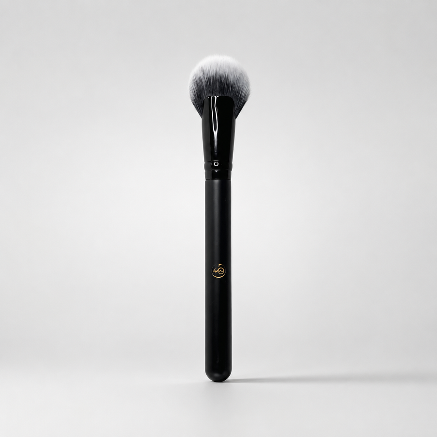 Cheek Fan Brush